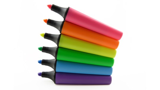 Montage de stylos fibre : tout est multicolore ici ! 